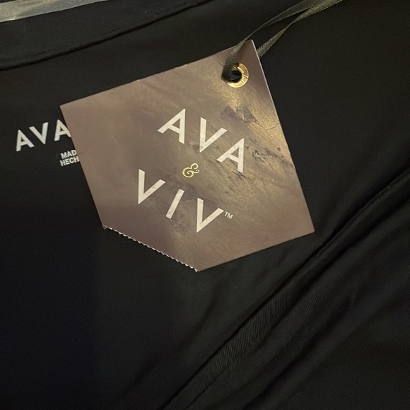 Ava & Viv Rouched Long Sleeve Knit V Neck 4X (28W/30W) - Picture 5 of 8